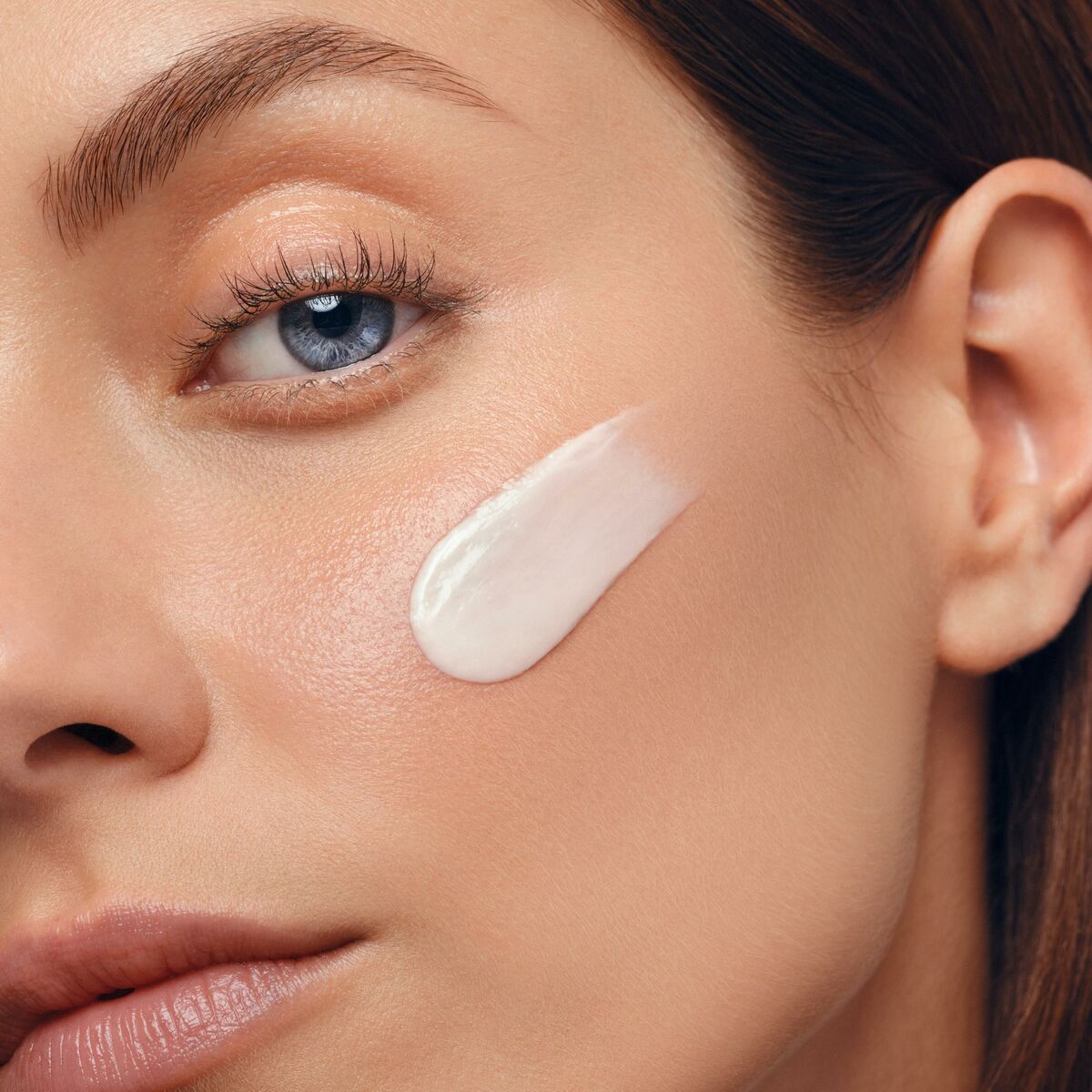 V2HFAB47DBD669F42CC25107231CE5D1173R7370263P3