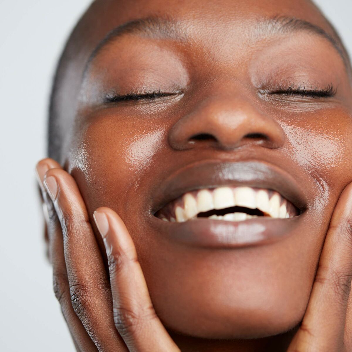 V2HFD3A8E24A73E068B75871B4B21E9E669R7418141P4