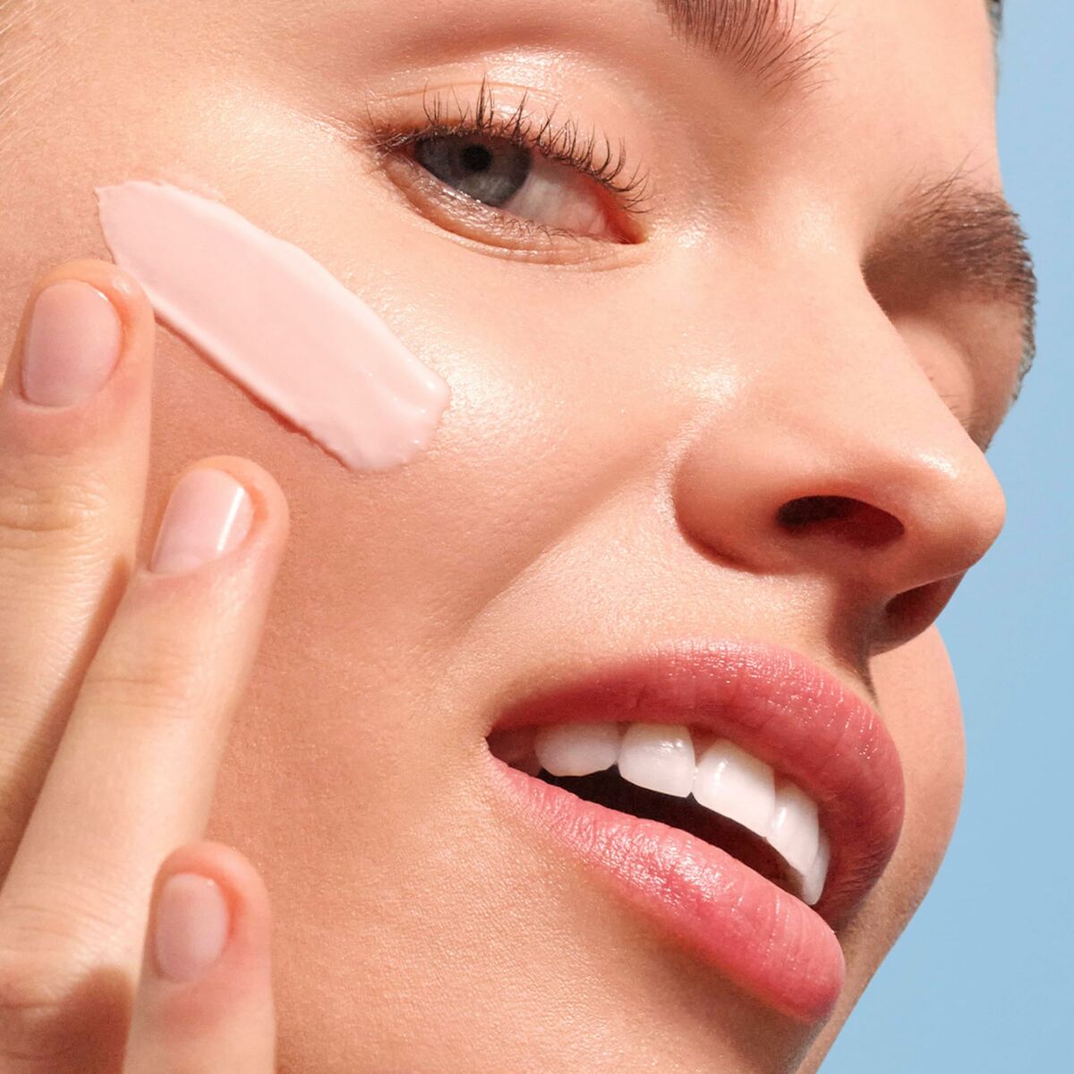 V4H82AA39AC938678F737E8D7330FA0912DR7239840P4