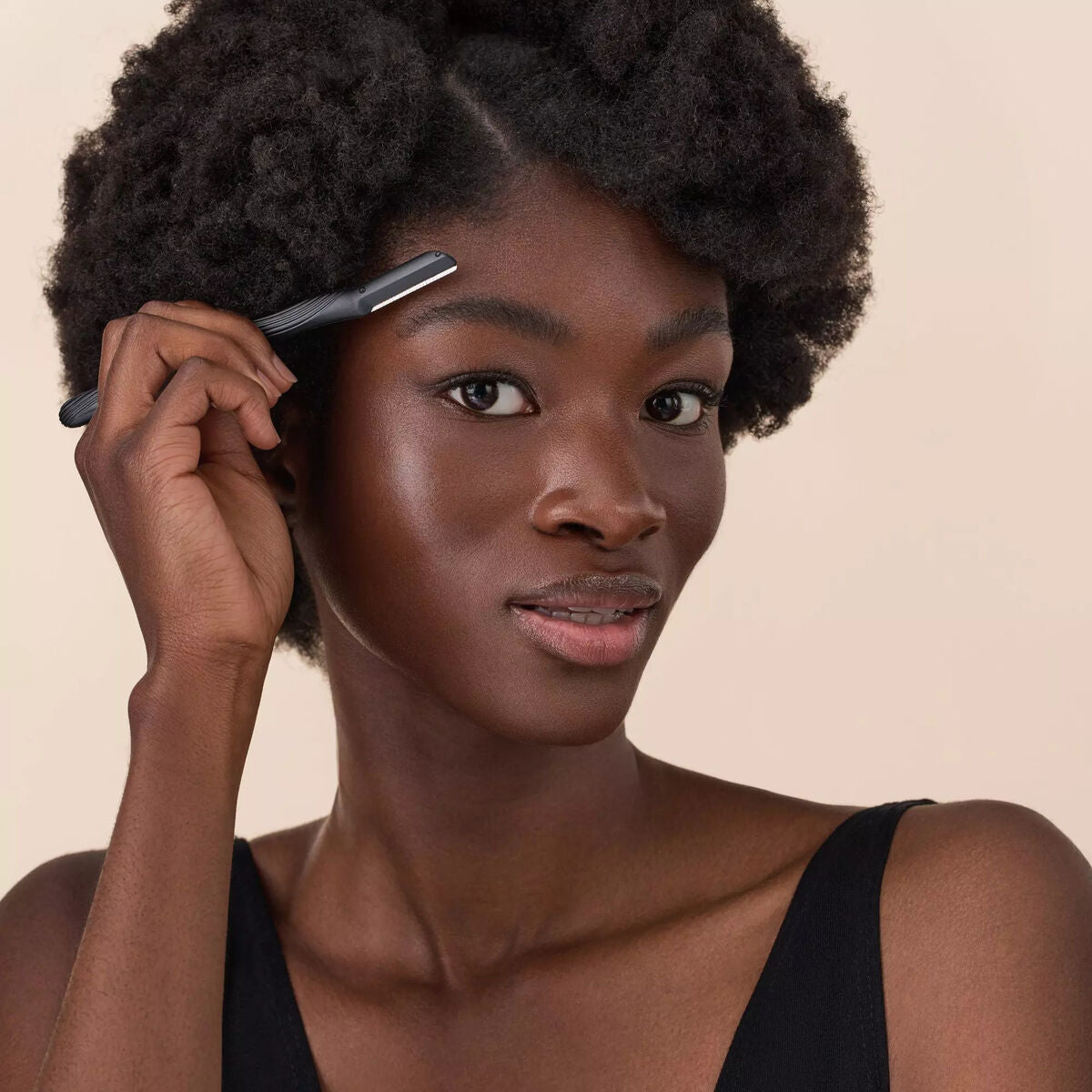 V8H0907B40491FD1DA9738A529546A4B5B6R3972616P3