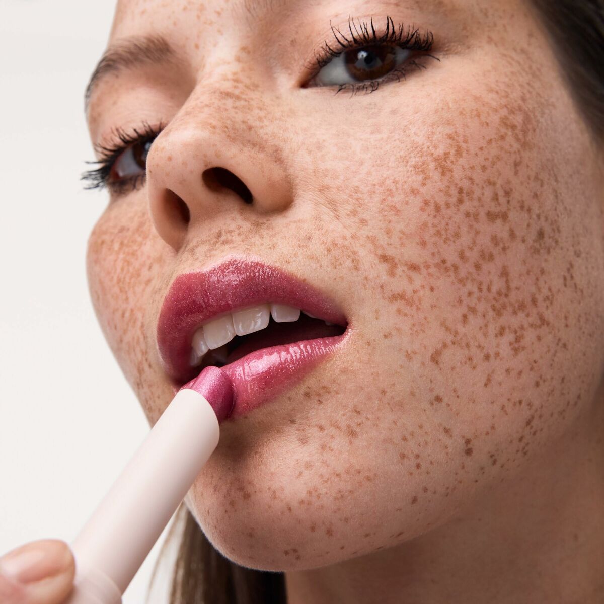 V3H8C8EBF8239E61349945B6C58ADB963F5R7555596P9