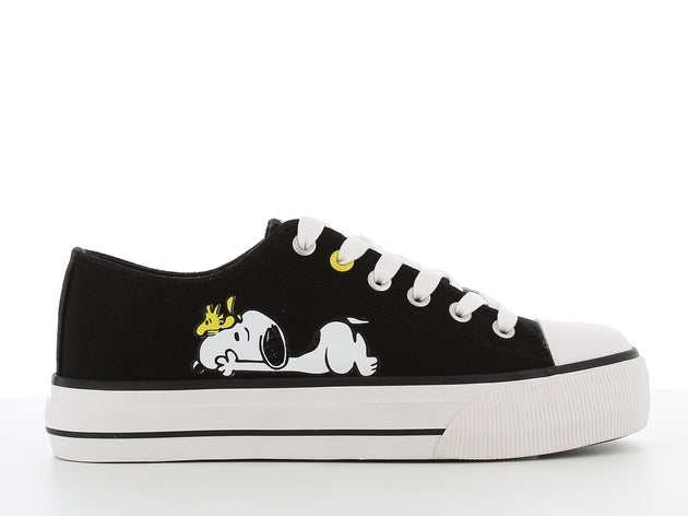 Skor Snoopy Peanuts